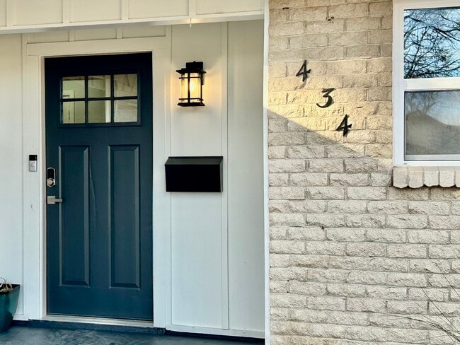 Photo - 434 Beverly Dr