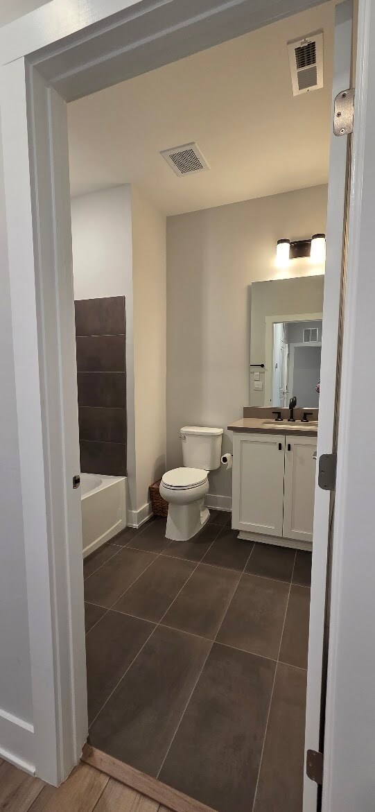 Photo - 11549 Helmond Way Unidad 113