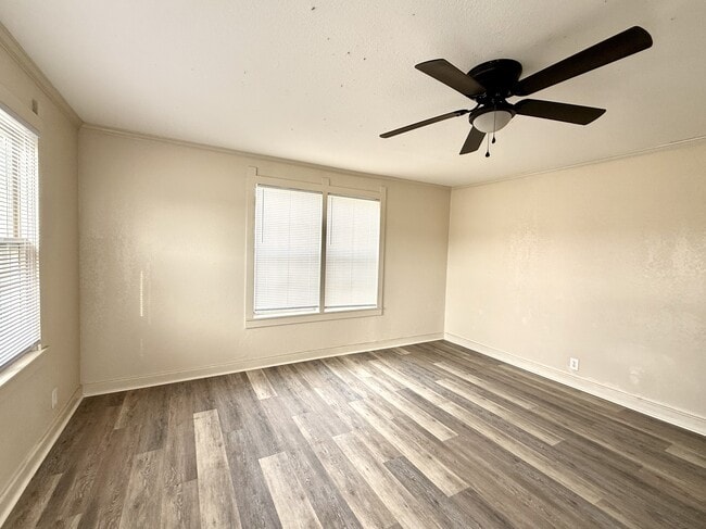 Photo - 1218 G St NW