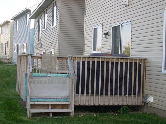 Photo - 2853 Wyndam Ct