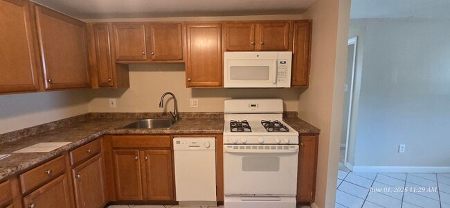 Photo - 11 Lancelot Court Unit 7