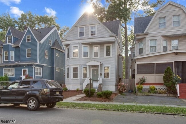 Photo - 163 Greenwood Ave