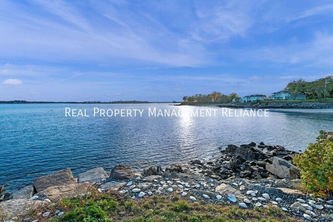 Photo - 19 Bayview Ave