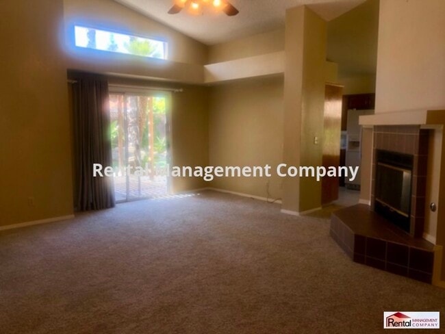 Photo - Great Home, beach entry pool, quiet neighborhood