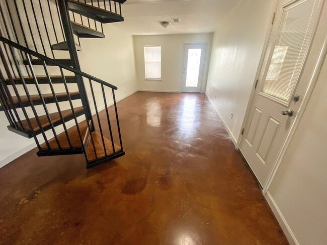 Photo - 2-Bed, 2.5-Bath Townhouse Near McNeese State University Unit 357 East Sale Road