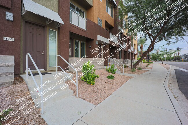 Photo - 6745 N 93RD Ave Unidad 1105