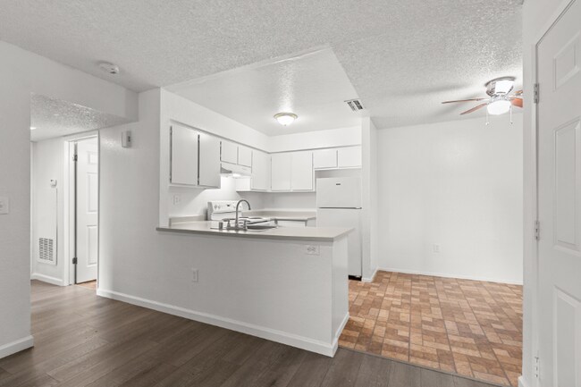 Photo - 3859 Annadale Ln Unit 17