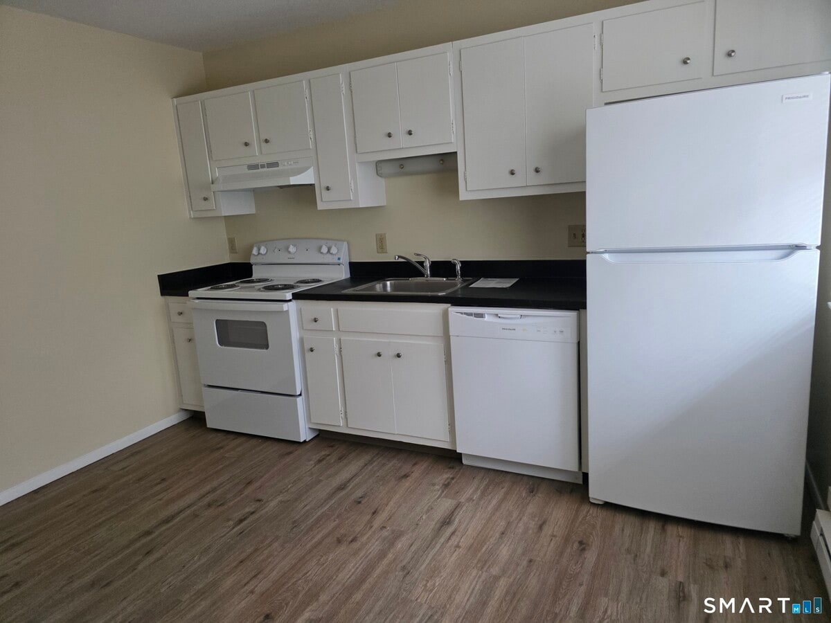 Photo - 100 Hickory St Unit H