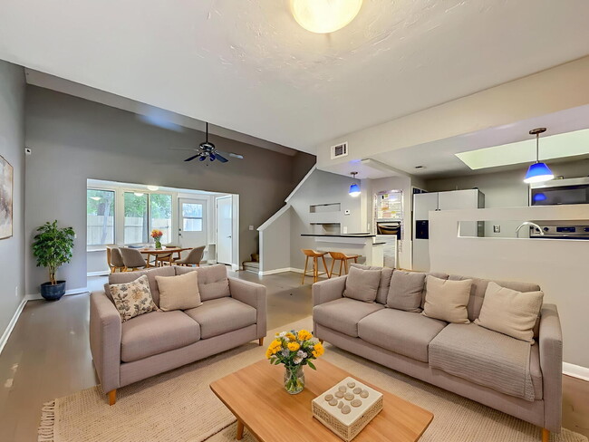Photo - 2857 Wonderwood Ln