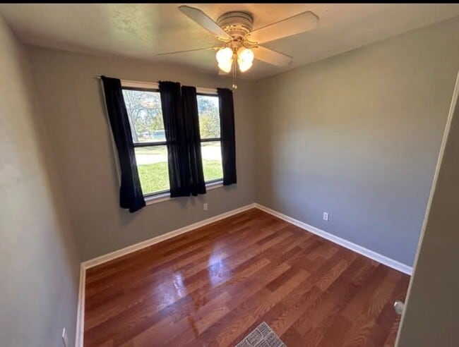 Photo - 5565 Minosa Cir E