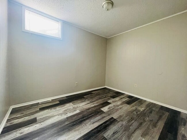 Photo - 225 SE 121st Rd