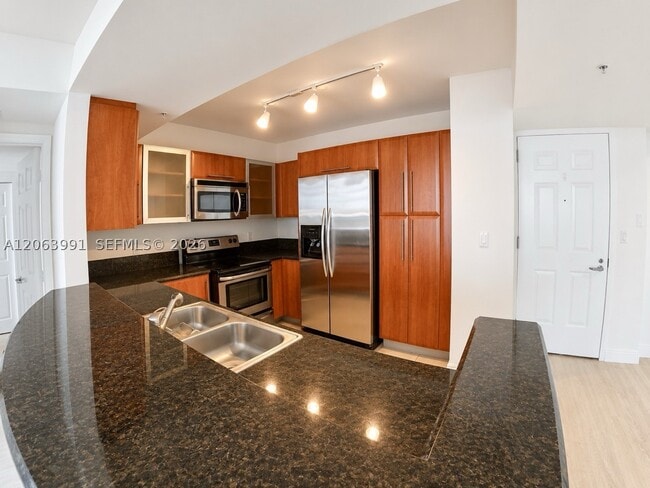 3232 SW 22nd St Unit 1708