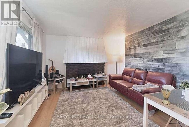 Photo - 777 Birchmount Rd