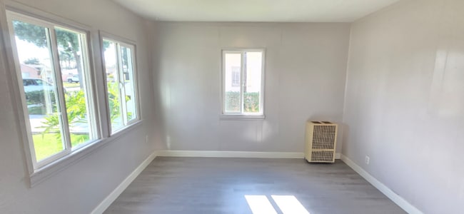 Photo - 13109 Barlin Ave