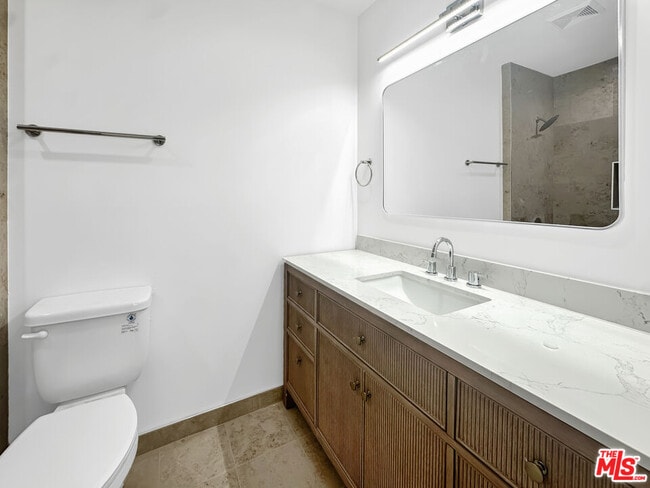 Photo - 346 W Hardy St Unidad 1