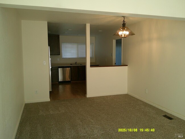 Photo - 749 Beelard Dr