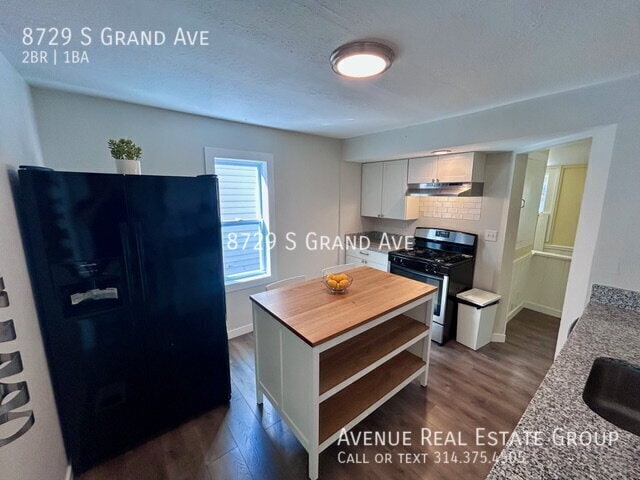 Photo - 8729 S Grand Ave