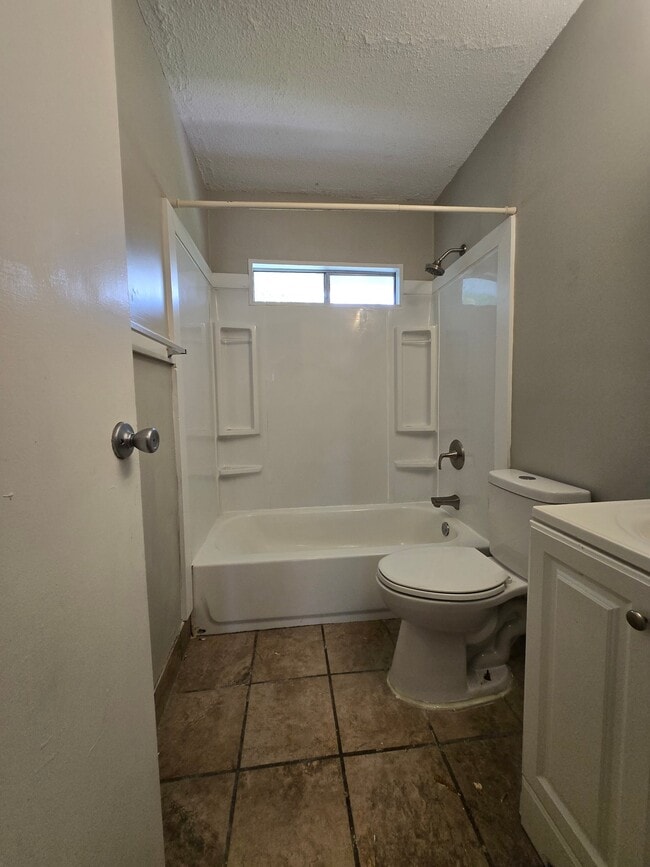 Photo - 1840 Tall Pines Cir