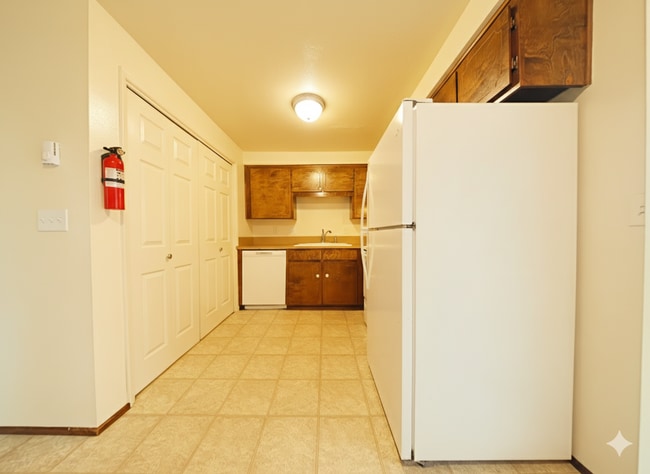 Photo - 2 Bedroom Apartment ~ Close to 9th Street ... Unit 957 NW Oak