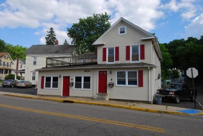 Photo - 90 Washington Ave Unit 3