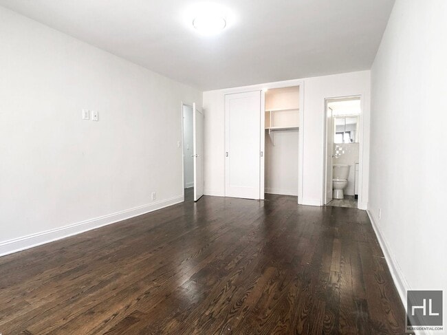 Photo - EAST 56 STREET Unidad 6L