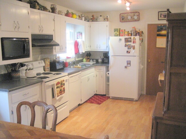 Photo - 604 Summit Rd