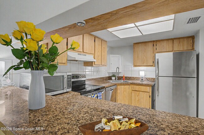 1641 Sunny Brook Ln Unidad C104