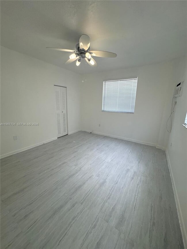 Photo - 2312 SW 17th St Unidad 14