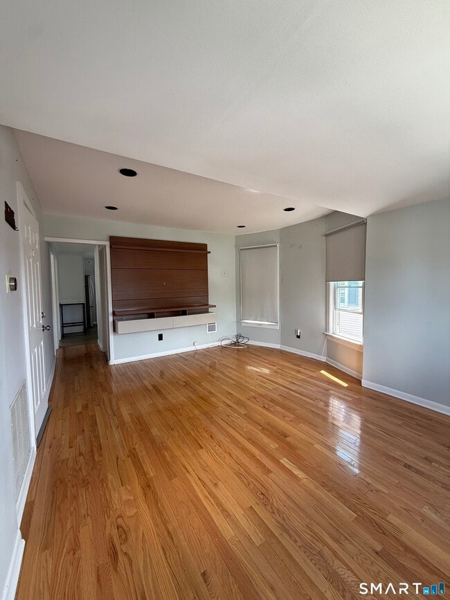 Photo - 64 Horace St Unit 2ND FLOOR