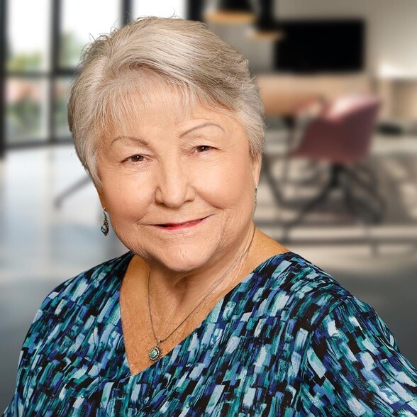 Sandra Davis