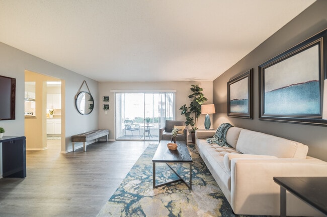 Apartamentos Bluestone on the Bay — foto de la comunidad