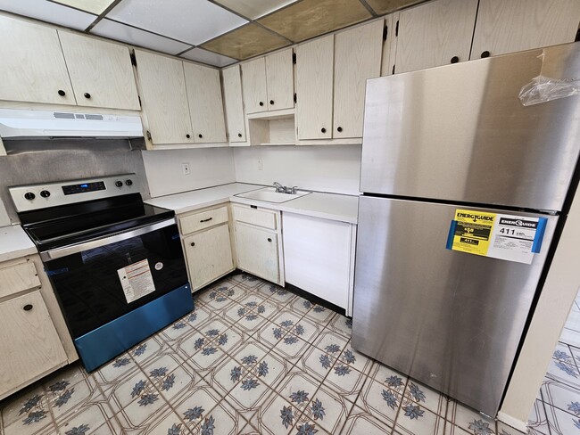 Photo - 15600 NW 7th Ave