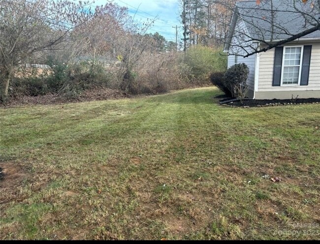 Photo - 100 Coventry Dr