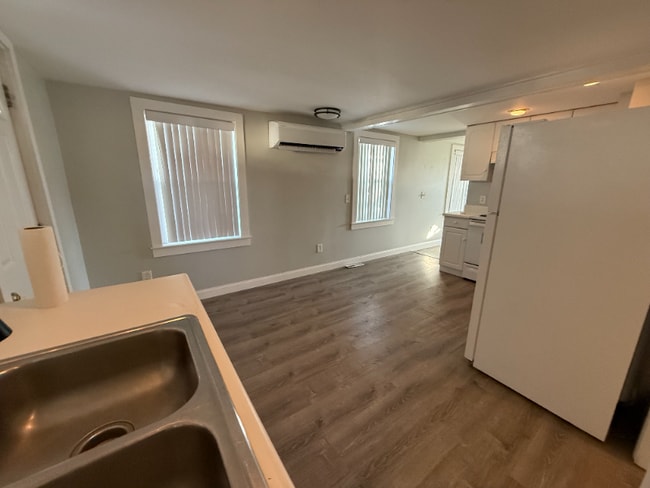 Photo - 5 Johnson Ave Unit A