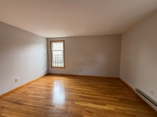 Photo - 537 Davis Ave Unidad 2nd Floor
