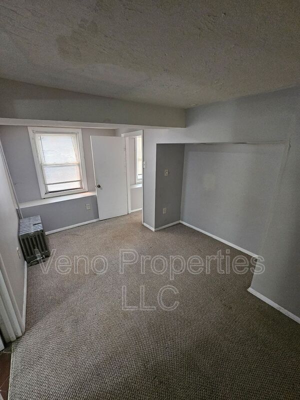 Photo - 293 Hudson Ave