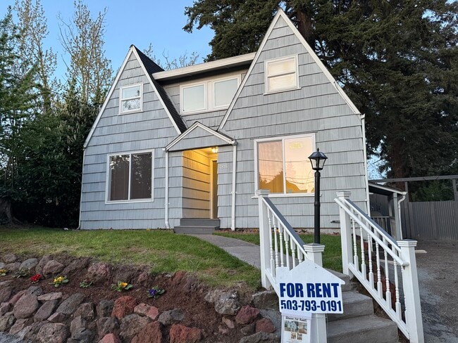 Building Photo - 4818 NE 101st Ave