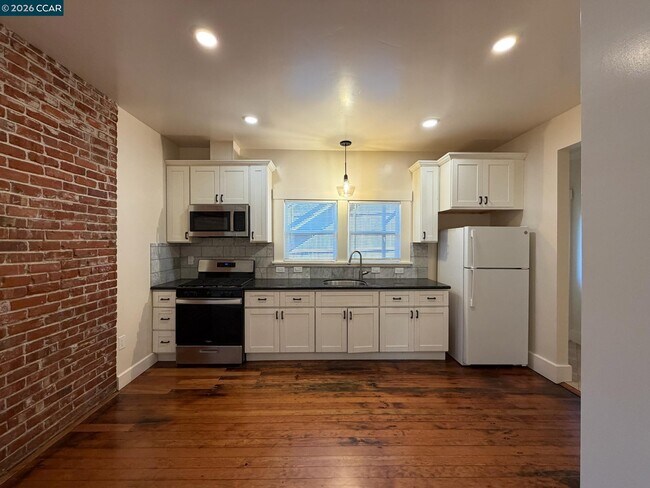 Photo - 2303 Sonoma Blvd Unit 1