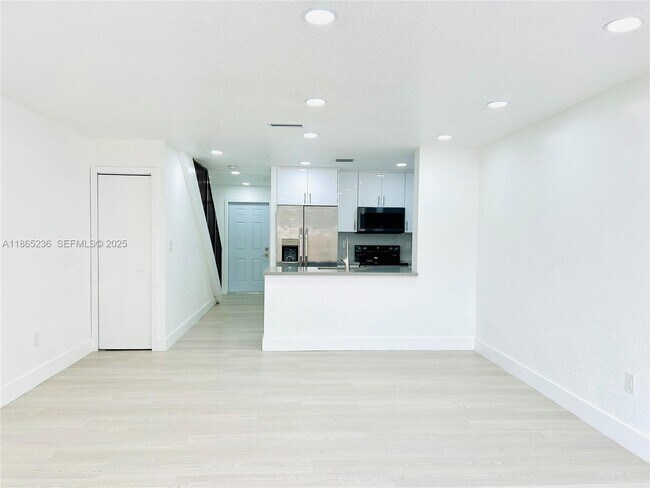 Photo - 3639 W 11th Ave Unit 10