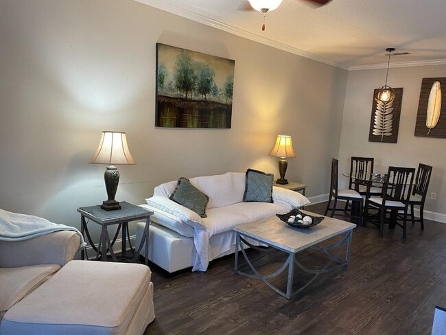 Photo - 385 Old Epps Bridge Rd