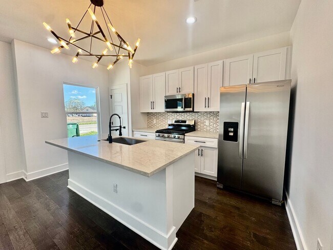 Photo - 6928 Paris St