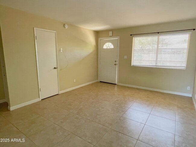Photo - 3646 E Montecito Ave Unit 2