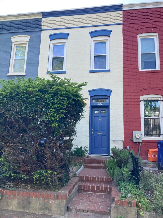 Welcome to 1528 Marion - 1528 Marion St NW