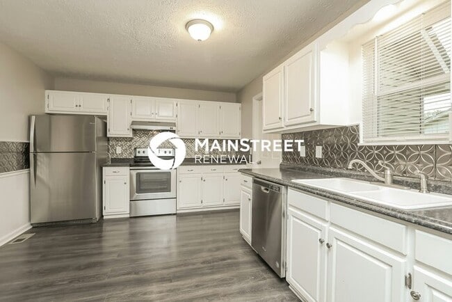 4 Bedroom Pet-Friendly Home in MURFREESBORO, TN with Main Street Renewal