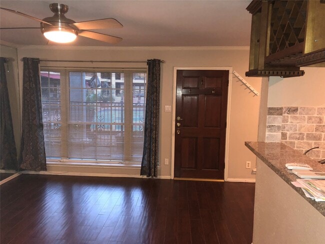 Photo - 2507 Montrose Blvd Unidad 5