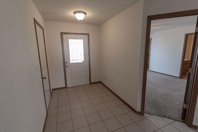 Photo - 1610 Typhoon Dr