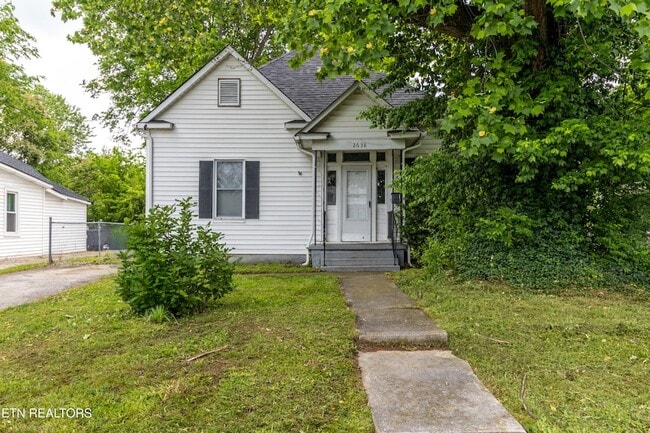 Photo - 2638 Barton St