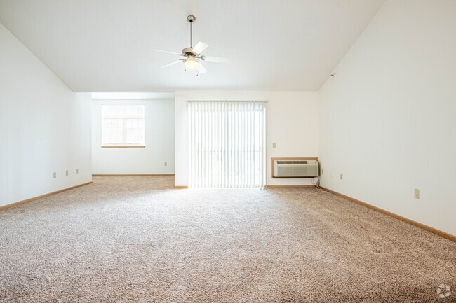 2BR, 2BA - 1221SF