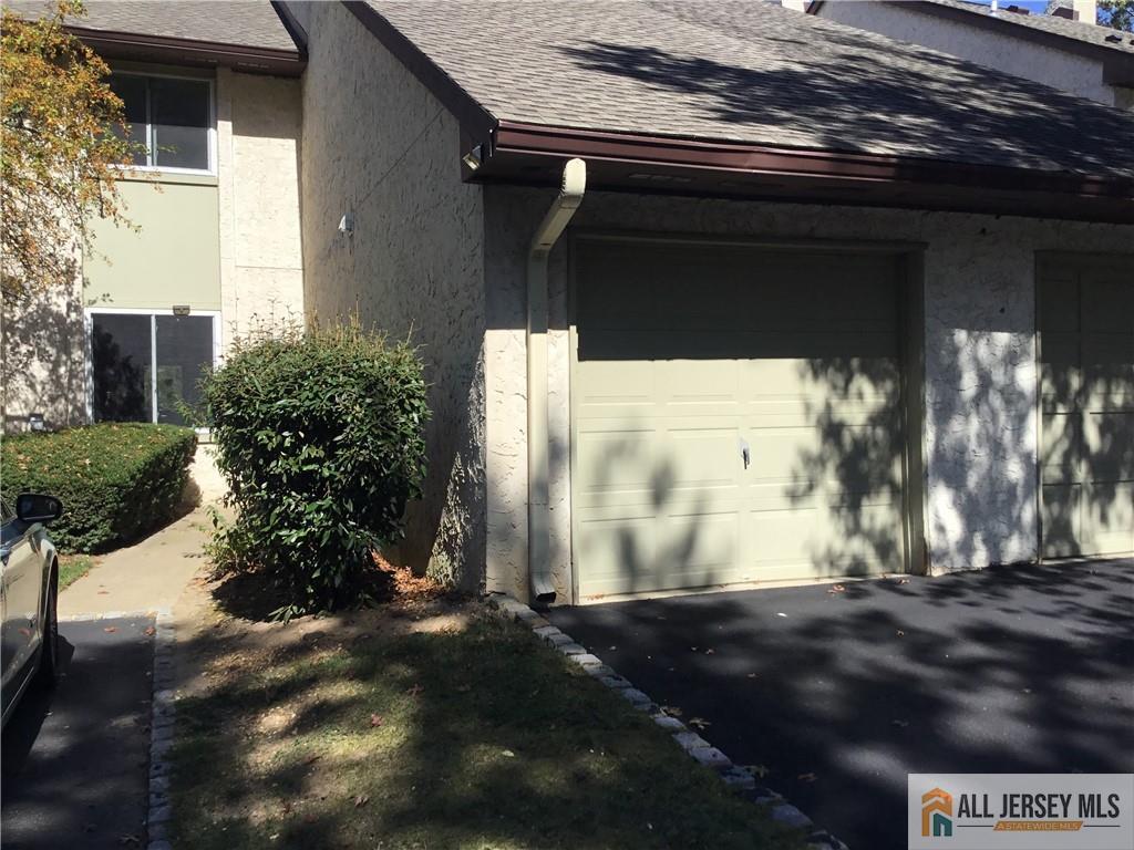 Photo - 95 Thoreau Dr