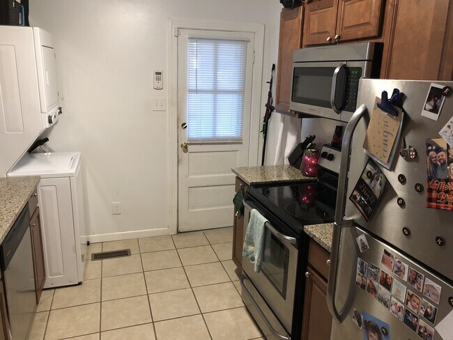 Photo - 3549 Grove Ave Unidad Apt #1